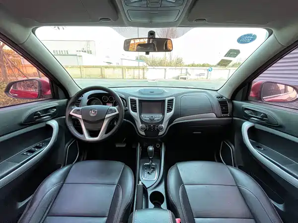 Changan CS35 2015