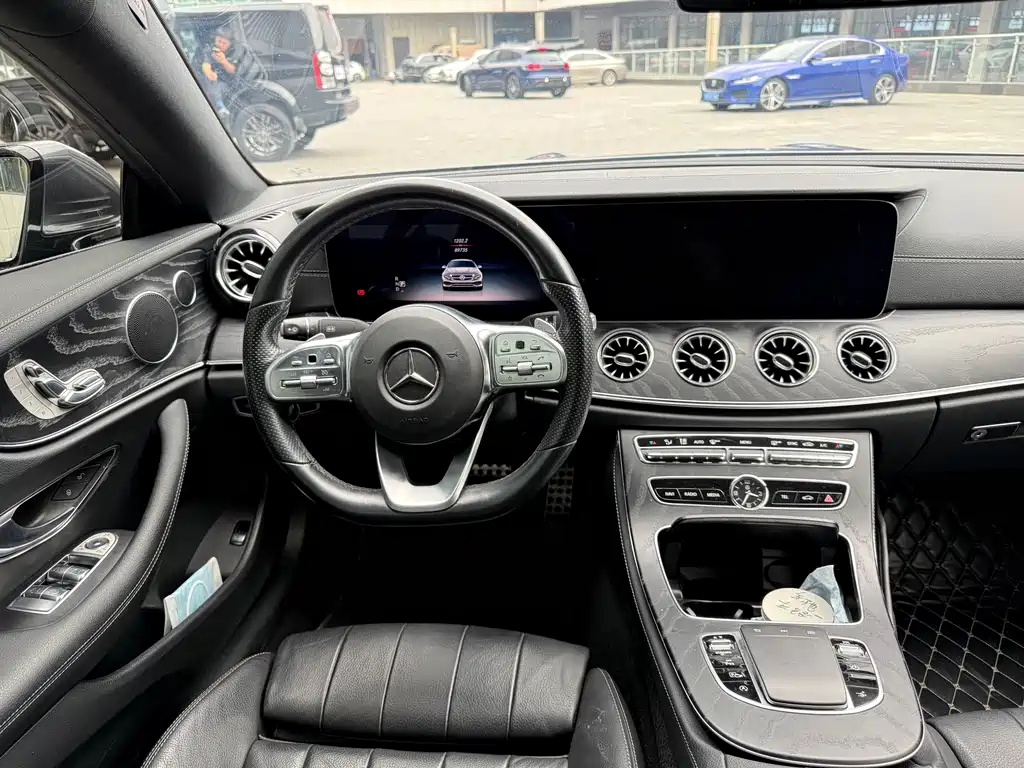 Mercedes-Benz E-Class 2020 — фото 7