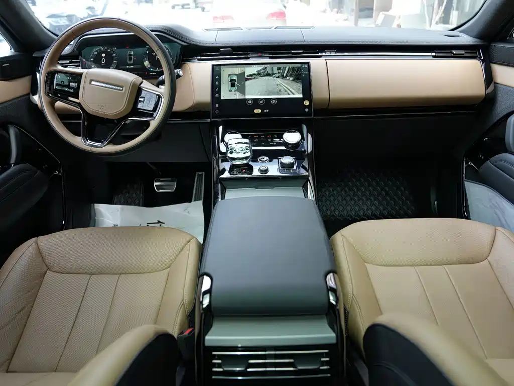 Land Rover Sport 2023 — фото 8