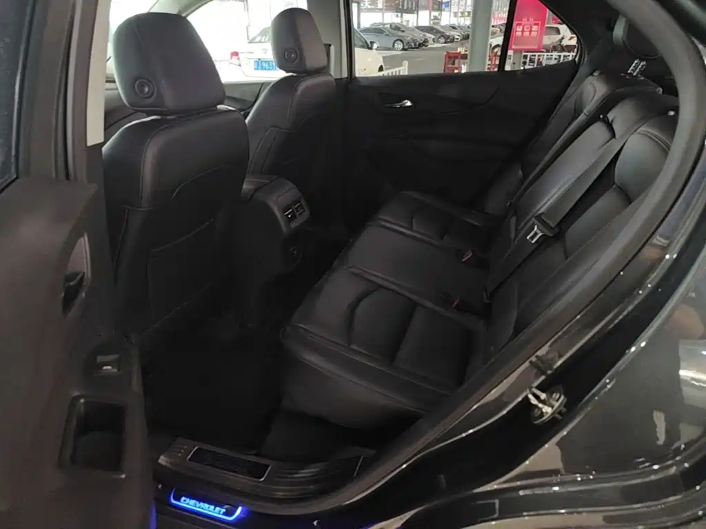 Chevrolet Equinox 2017 — фото 17