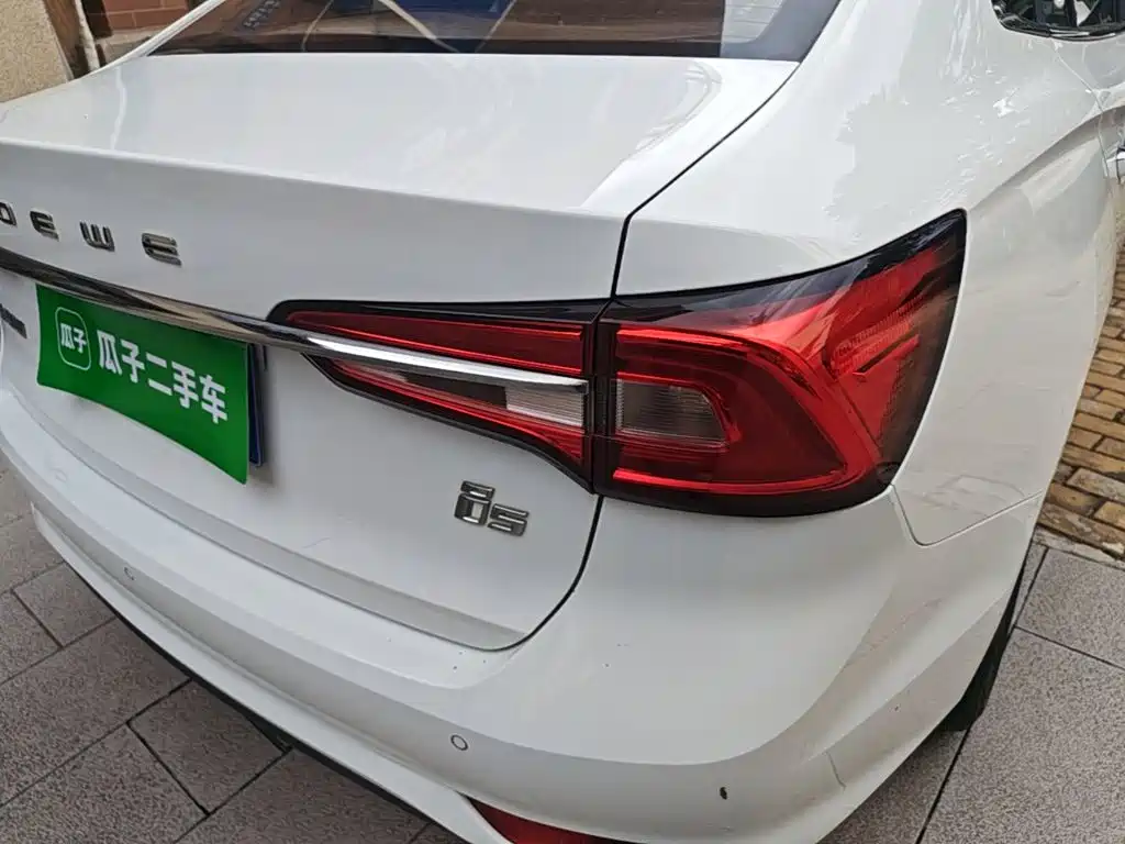 Roewe i5 2018 — фото 8