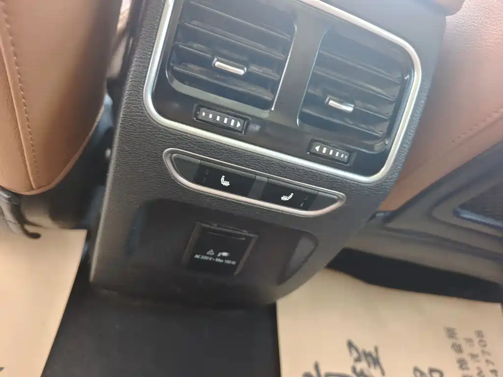 Haval H6 Coupe 2015 — фото 14