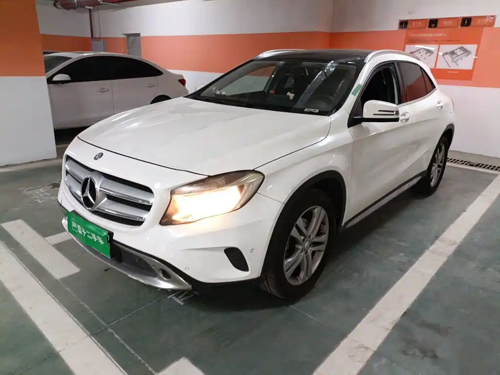 Mercedes-Benz GLA 2016 — фото 1