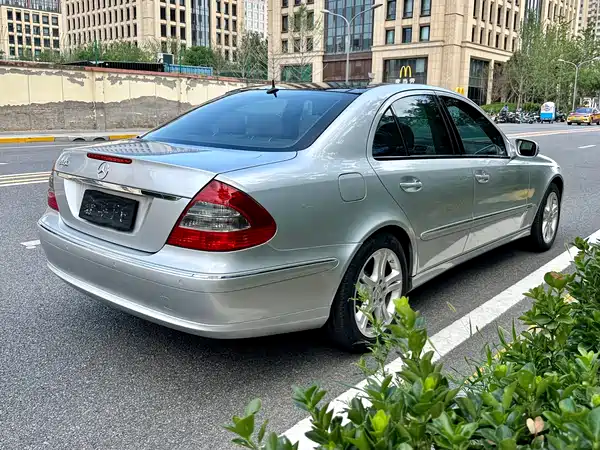 Mercedes-Benz E-Class 2007