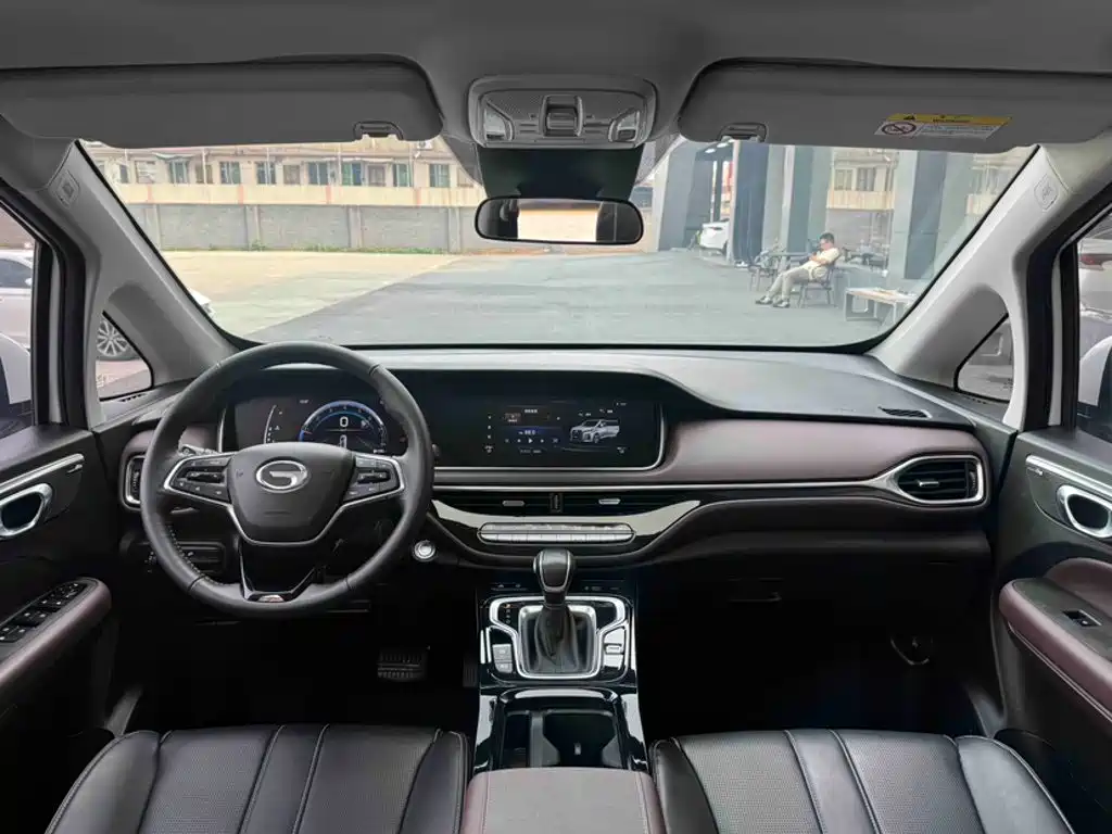 GAC Motor Trumpchi M6 2024 — фото 16