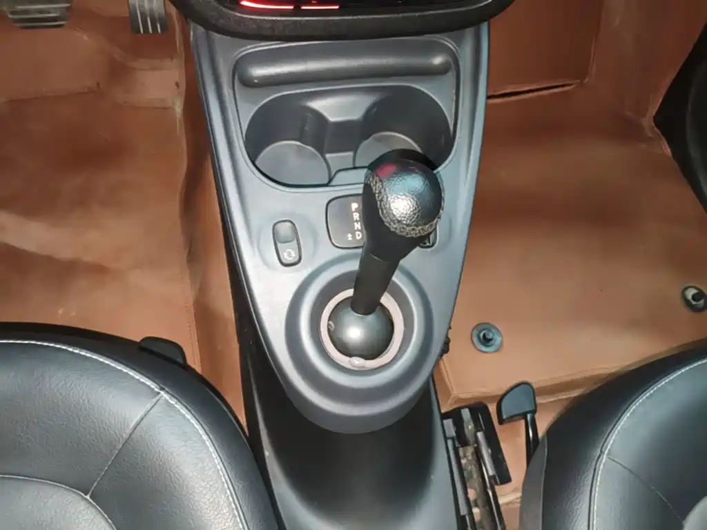 smart fortwo 2018 — фото 14