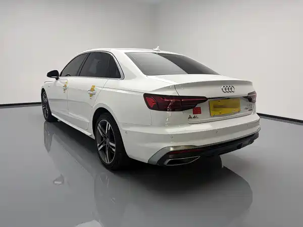 Audi A4L 2020