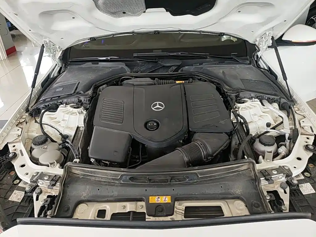 Mercedes-Benz C-Class 2024 — фото 20