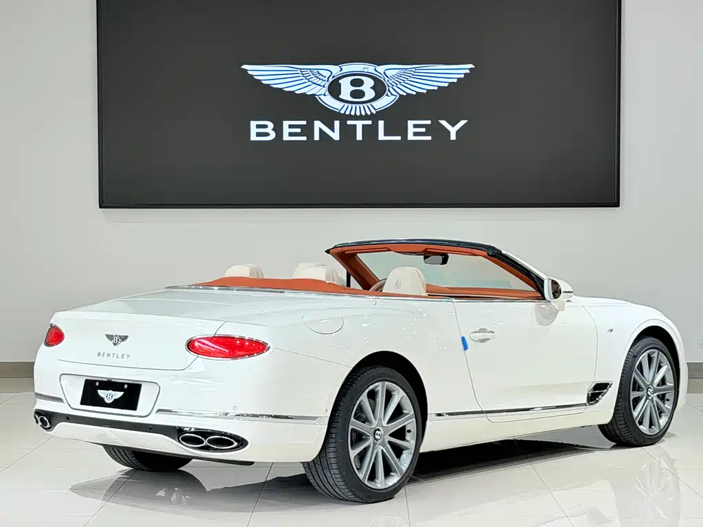 Bentley Continental 2021 — фото 5