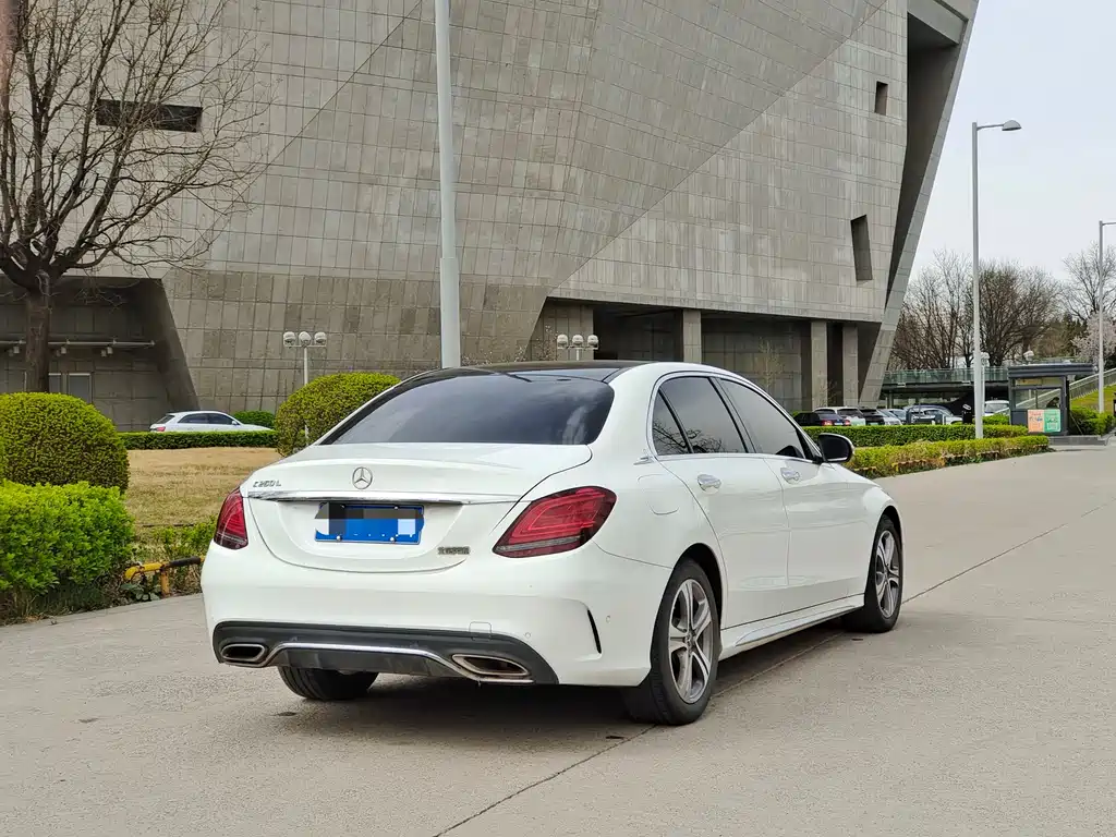 Mercedes-Benz C-Class 2020 — фото 12