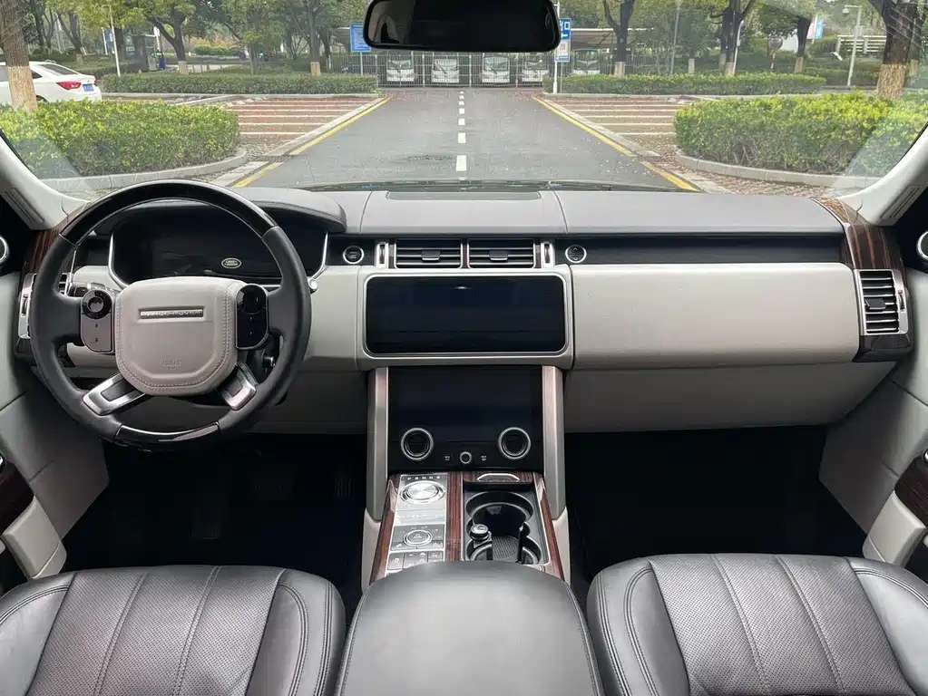 Land Rover Range Rover 2015 — фото 7