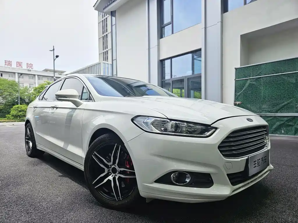 Ford Mondeo 2016 — фото 6