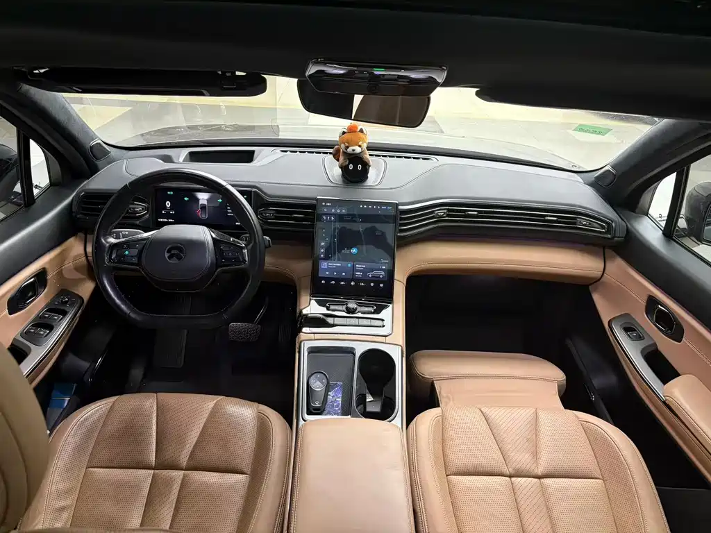 NIO ES8 2020