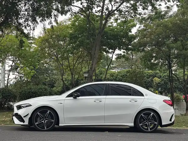 Mercedes-Benz A-Class AMG 2024