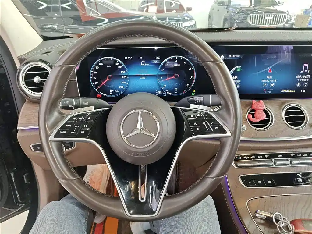 Mercedes-Benz E-Class 2022 — фото 3