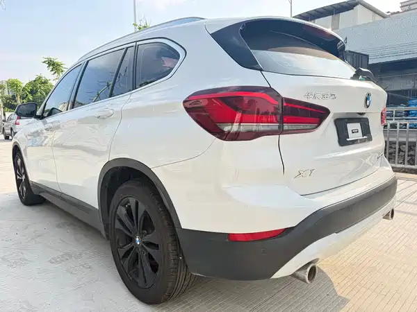 BMW X1 2021