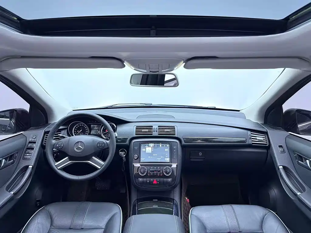 Mercedes-Benz R-Class 2018 — фото 8