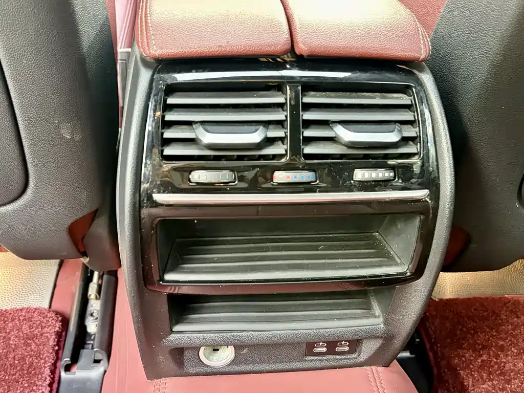 BMW 5 Series 2022 — фото 15