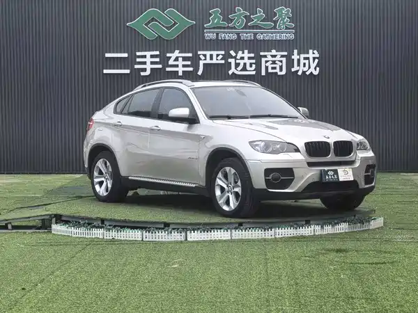 BMW X6 2011