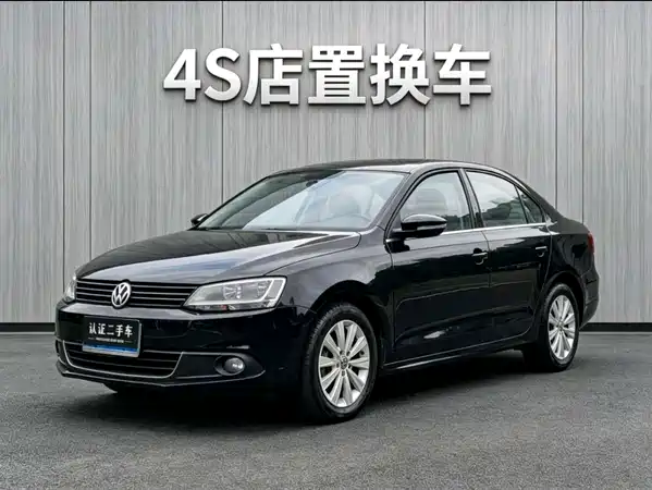 Volkswagen Sagitar 2015