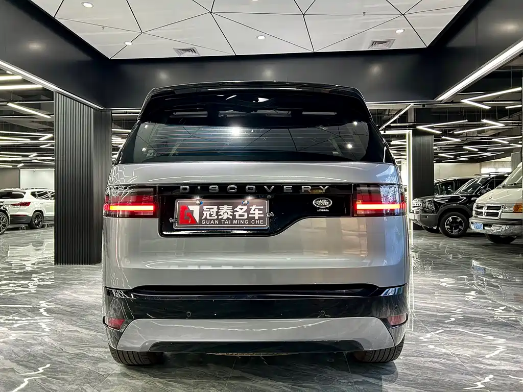 Land Rover Discovery 2021 — фото 6