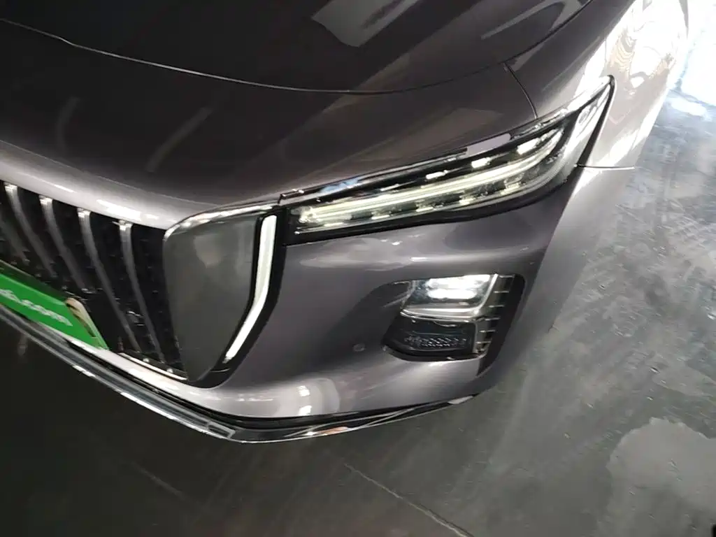 Hongqi H5 PHEV 2025 — фото 24