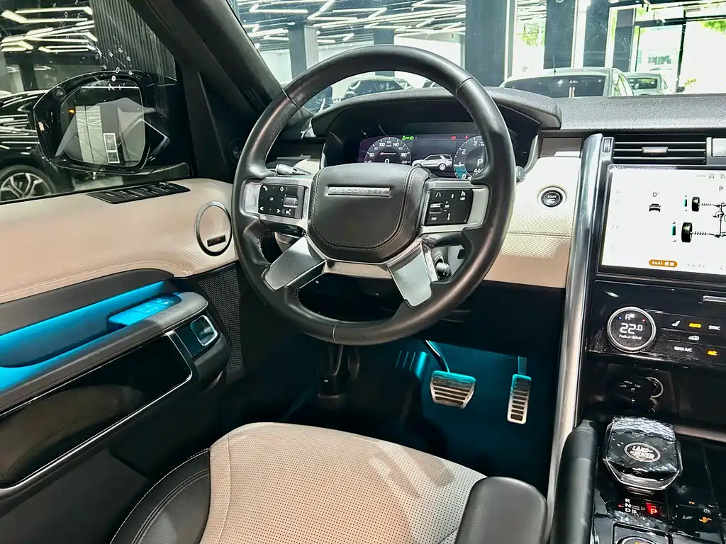 Land Rover Discovery 2021 — фото 27