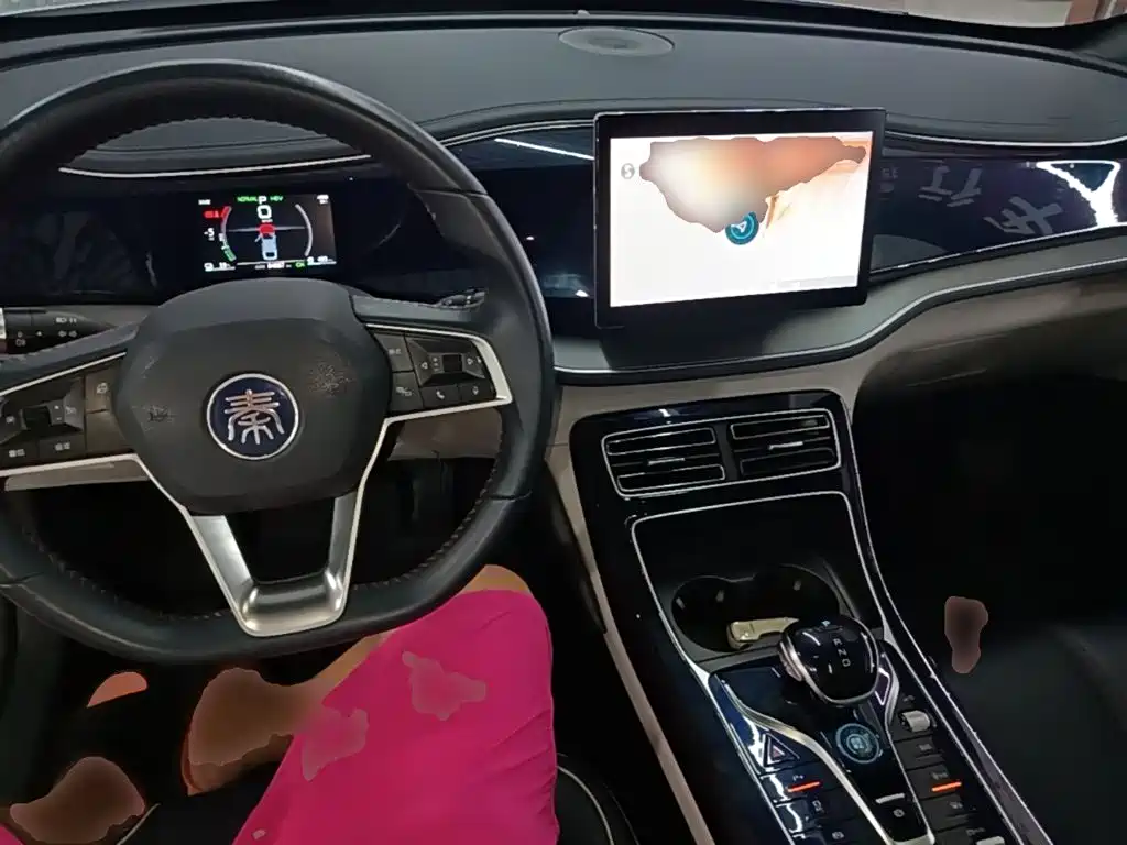 BYD Qin PLUS 2022 — фото 10