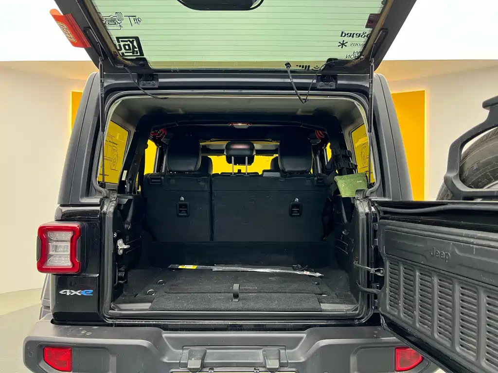 Jeep Wrangler PHEV 2021 — фото 24