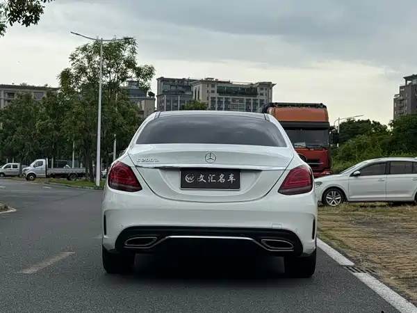 Mercedes-Benz C-Class 2021