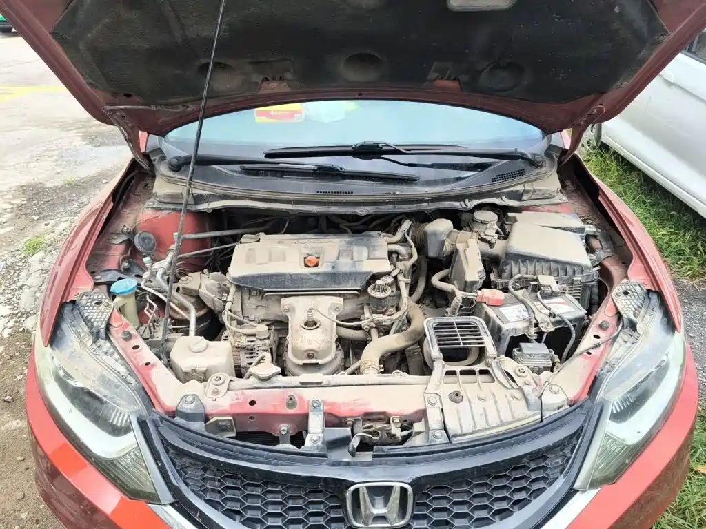 Honda Jade 2015 — фото 21