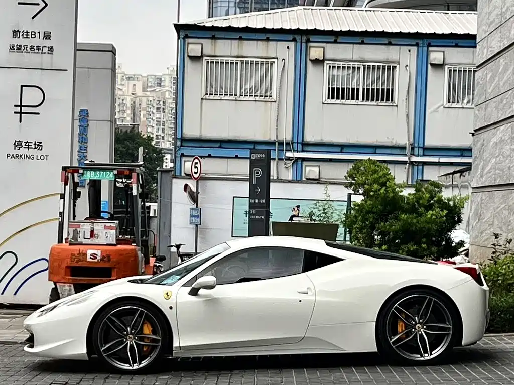 Ferrari 458 2013 — фото 3