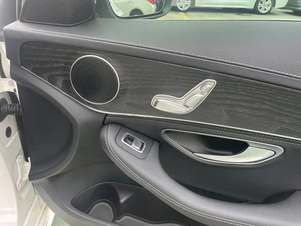 Mercedes-Benz C-Class 2020 — фото 14
