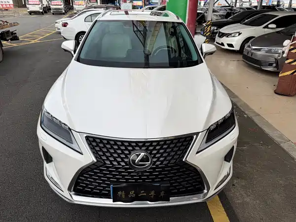Lexus RX 2020