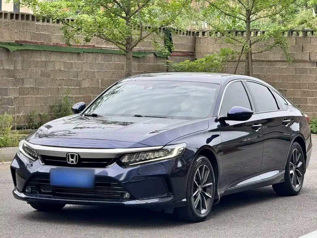 Honda Inspire 2022 — фото 2