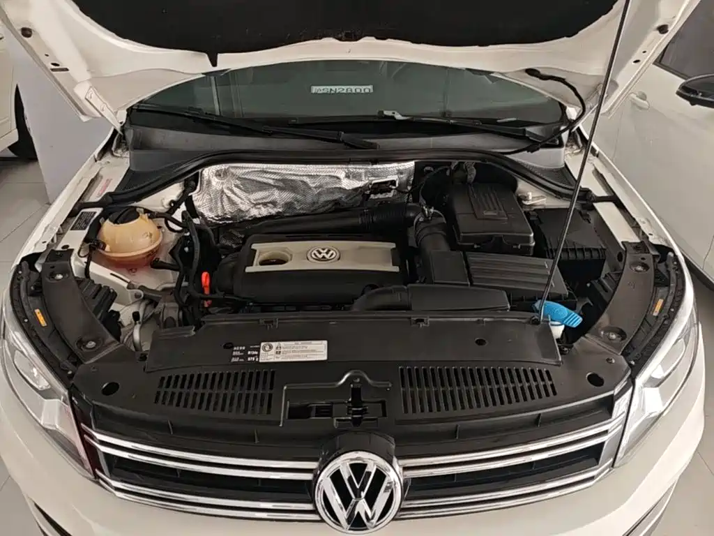Volkswagen Tiguan 2015 — фото 20
