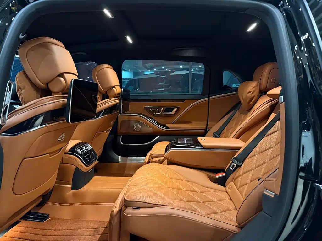 Mercedes-Benz S-Class 2024 — фото 8