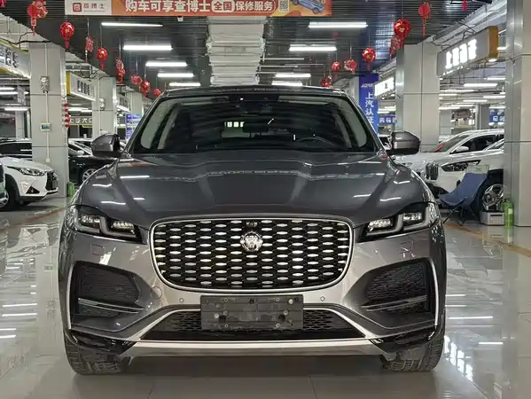 Jaguar F-PACE 2021