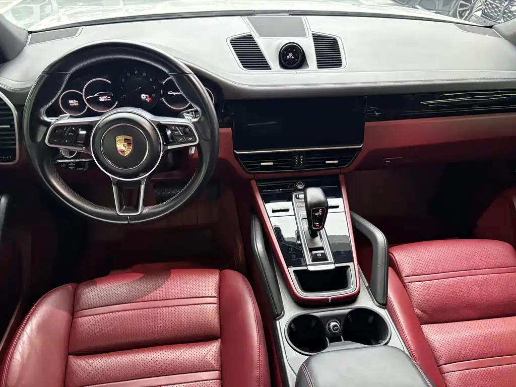 Porsche Cayenne 2019 — фото 9