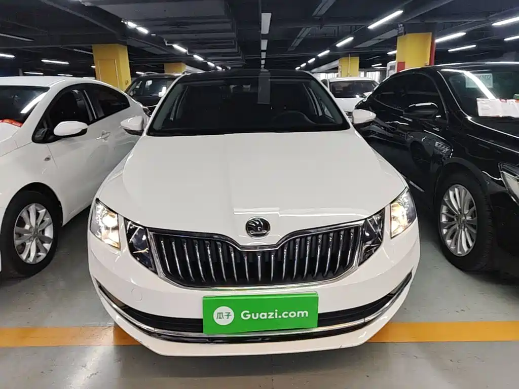 Skoda Octavia 2018 — фото 3