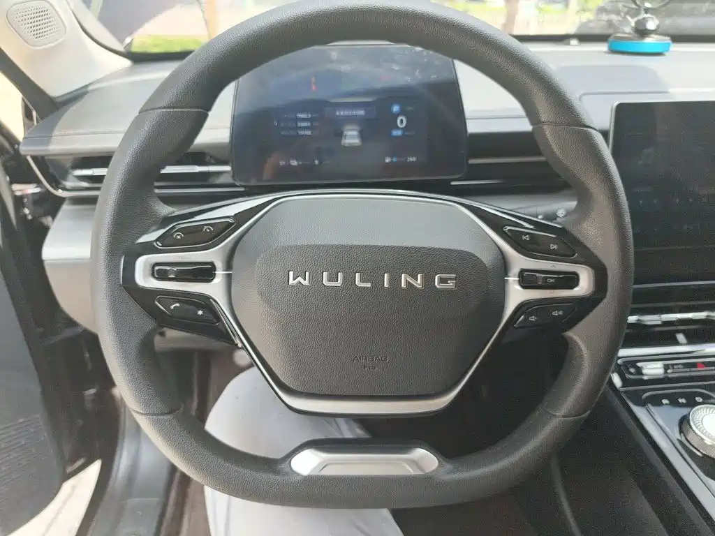 Wuling Starlight 2024 — фото 14