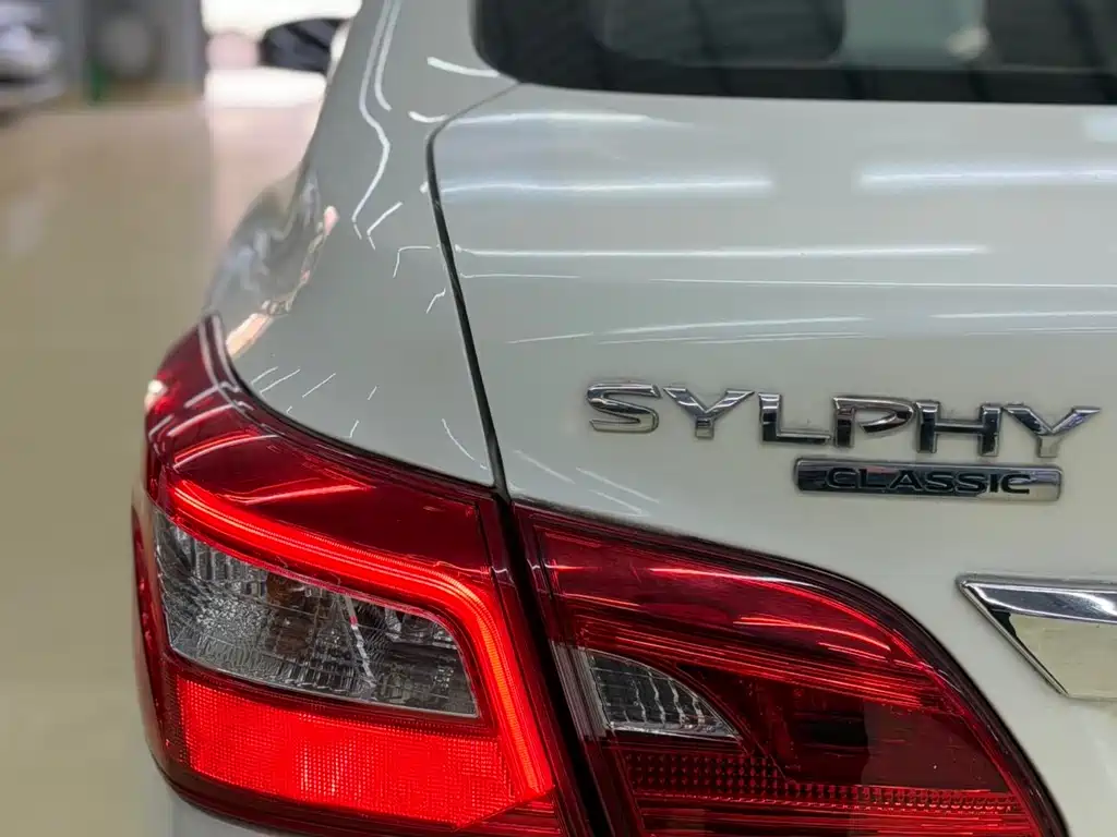 Nissan Sylphy 2019 — фото 16