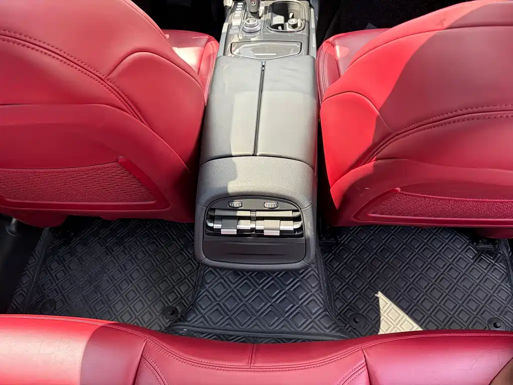 Maserati Ghibli 2022 — фото 11