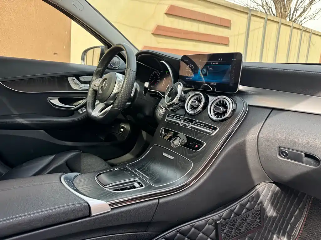 Mercedes-Benz C-Class 2021 — фото 21