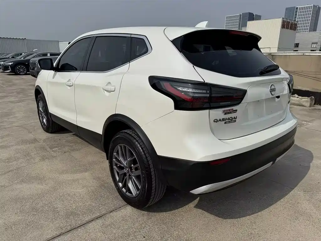 Nissan Qashqai 2025 — фото 8