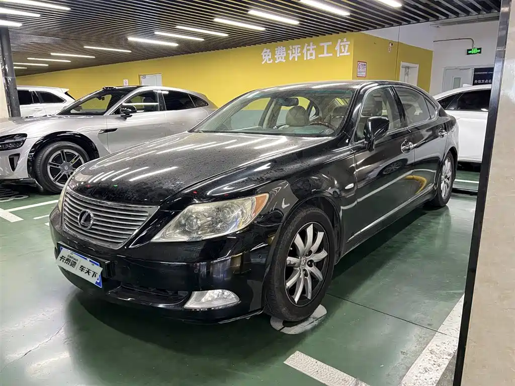 Lexus LS 2008