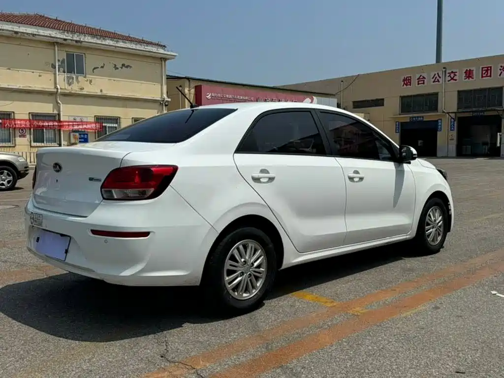 Kia Pegas 2018 — фото 5