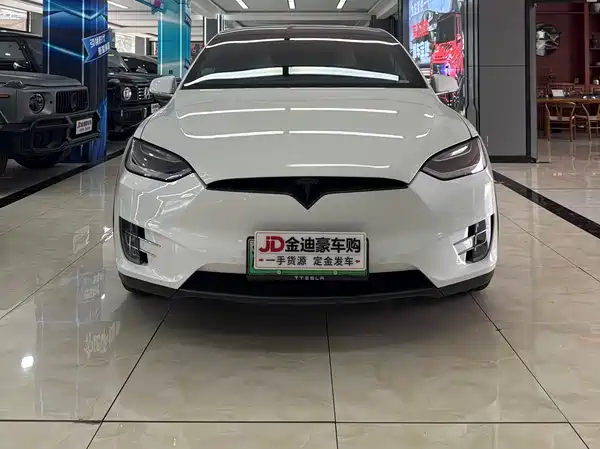 Tesla Model X 2017