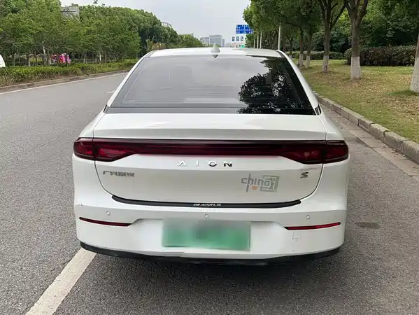 Aion S 2022