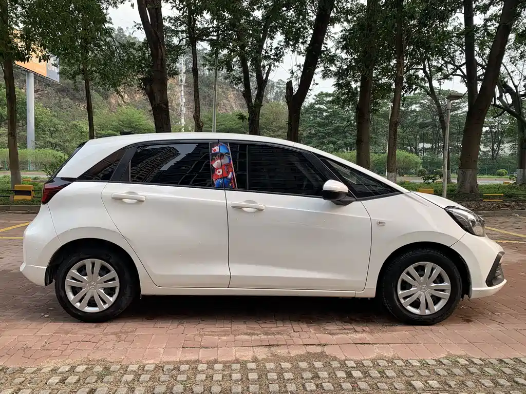 Honda Fit 2023 — фото 7